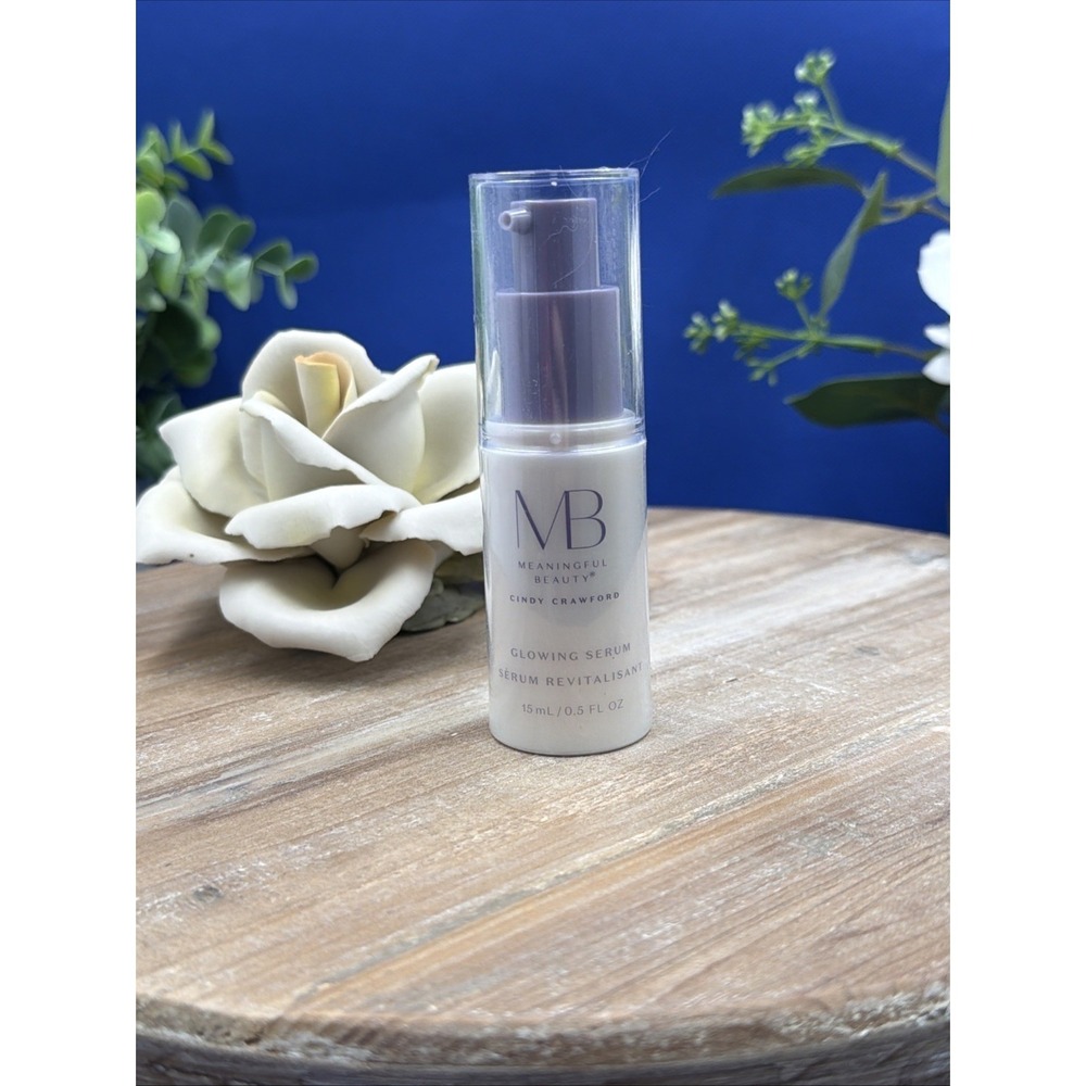 NEW Meaningful Beauty GLOWING SERUM by Cindy Crawford .5 oz 15 ml Not SEALED